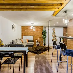 Charming By Newave Apartment Budapest